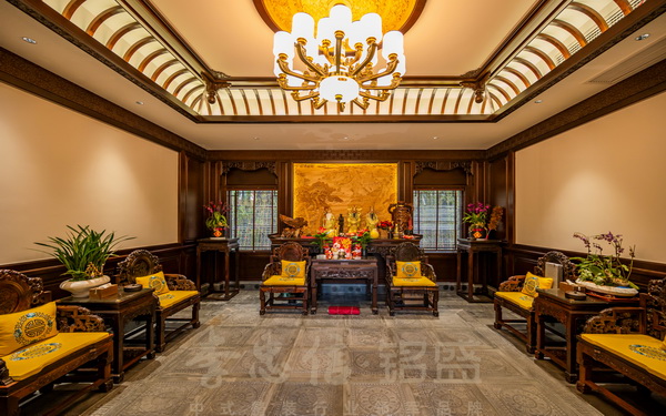 红木整装热潮之下，李忠信红木以文化与匠心破局前行