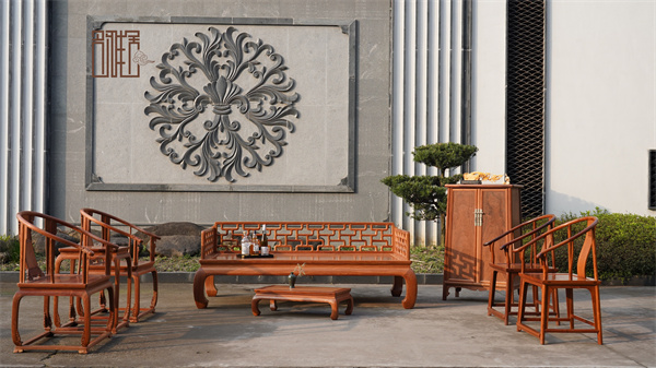 东阳大果紫檀家具品牌选名雅居红木：生动诠释东方雅致生活