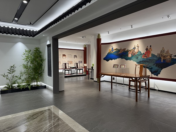 直营到家，好而不贵——巧夺天工红木让精品家具触手可及