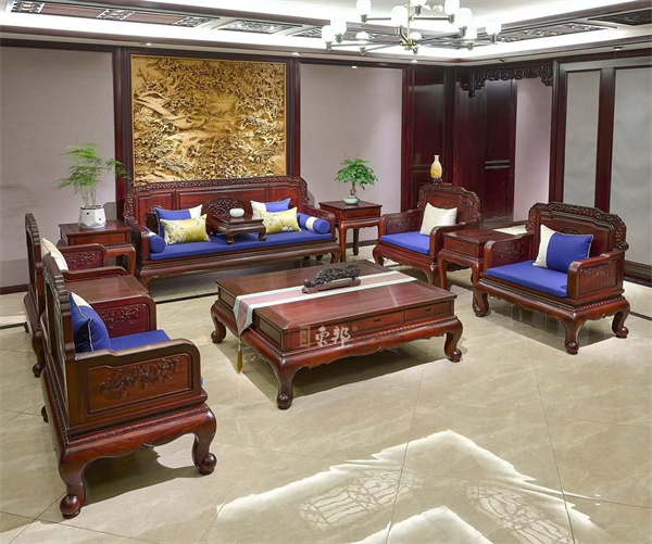 东阳高端红酸枝家具有哪些？东邦红木用系列化设计，定制全屋红木