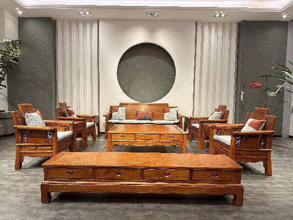 中山缅甸花梨家具品牌宝庆府：一木一工皆专业，一器一韵传东方