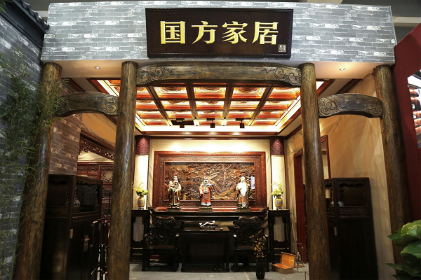 专业红木整装品牌：国方家居适配中式别墅的空间表达