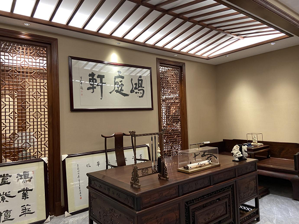 中山传统家具品牌|鸿庭轩红木:良木承古意，匠心造雅器