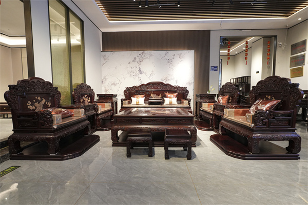 速看！2026年红酸枝家具品牌排行榜：三大标杆实力解析