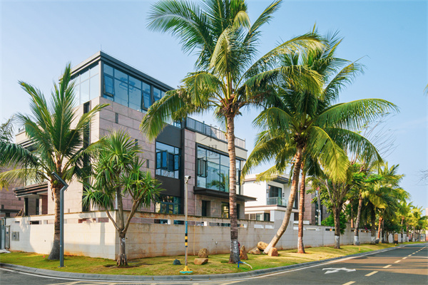 东遇实景案例 | 海是城市的留白，家是高定的私语东遇实景案例 | 海是城市的留白，家是高定的私语