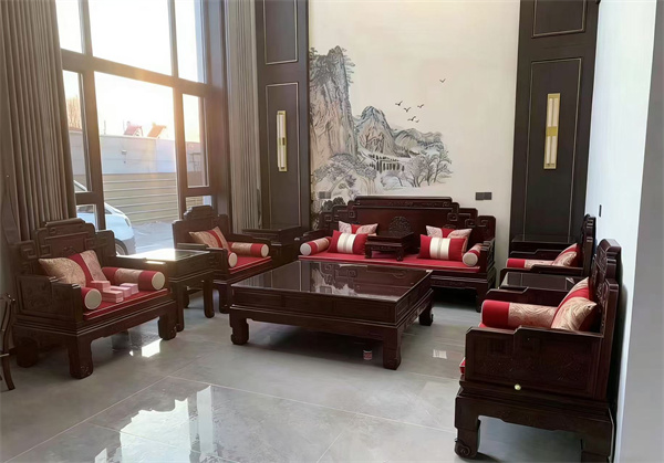 绒毛黄檀哪家好？东邦红木怎么样？