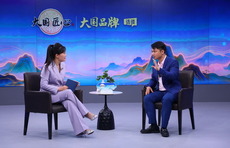 央视主持人对话林伟华：创办品牌红木的红木情怀与创业使命